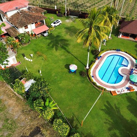 Finca Hotel Los Cocos モンテネグロ エクステリア 写真
