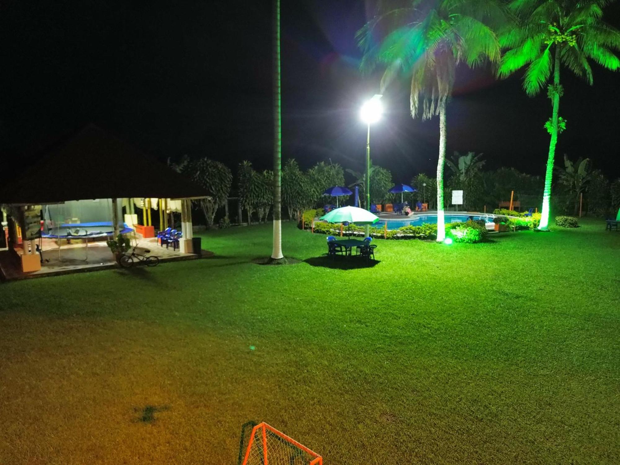 Finca Hotel Los Cocos モンテネグロ エクステリア 写真