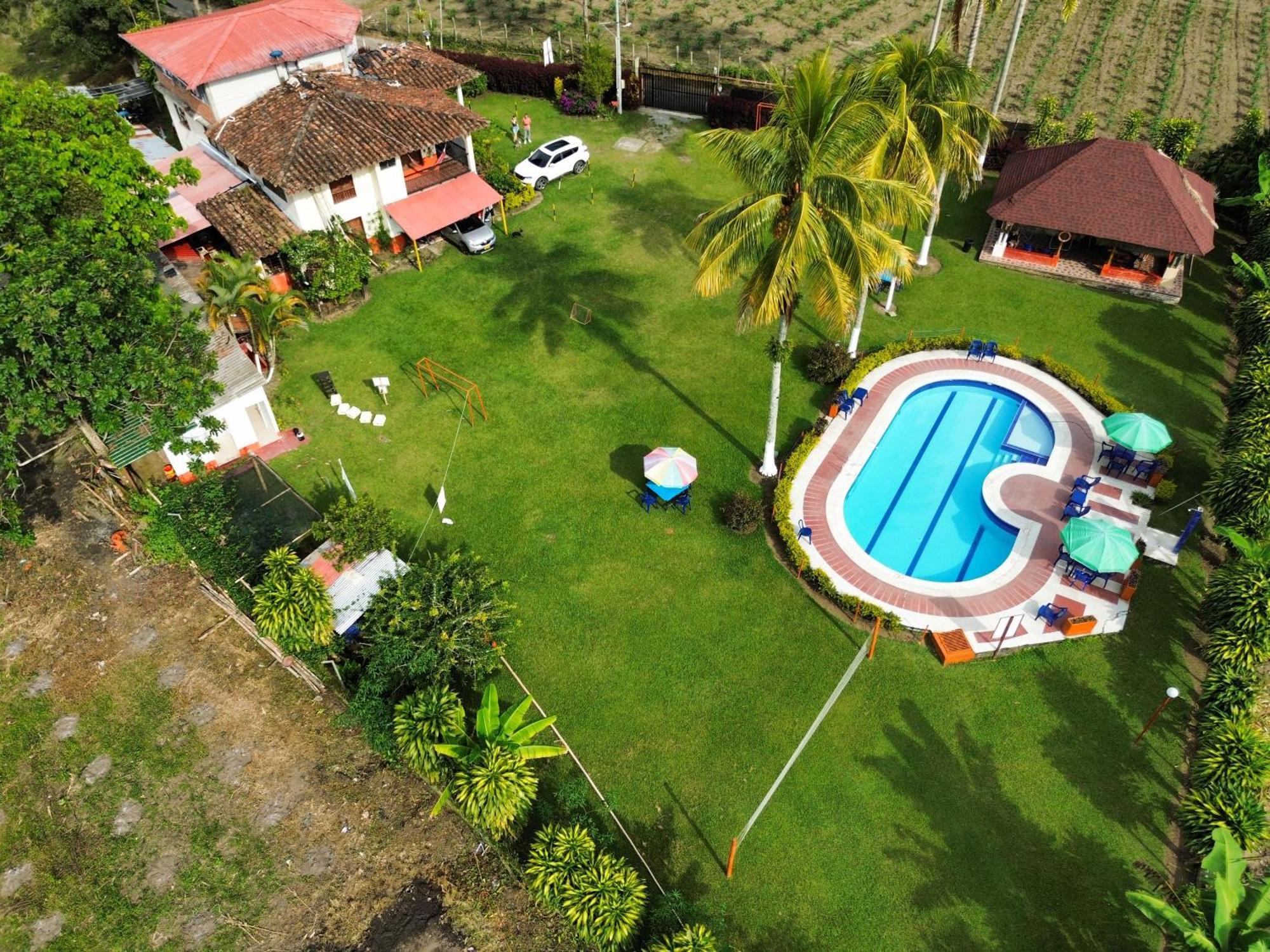 Finca Hotel Los Cocos モンテネグロ エクステリア 写真