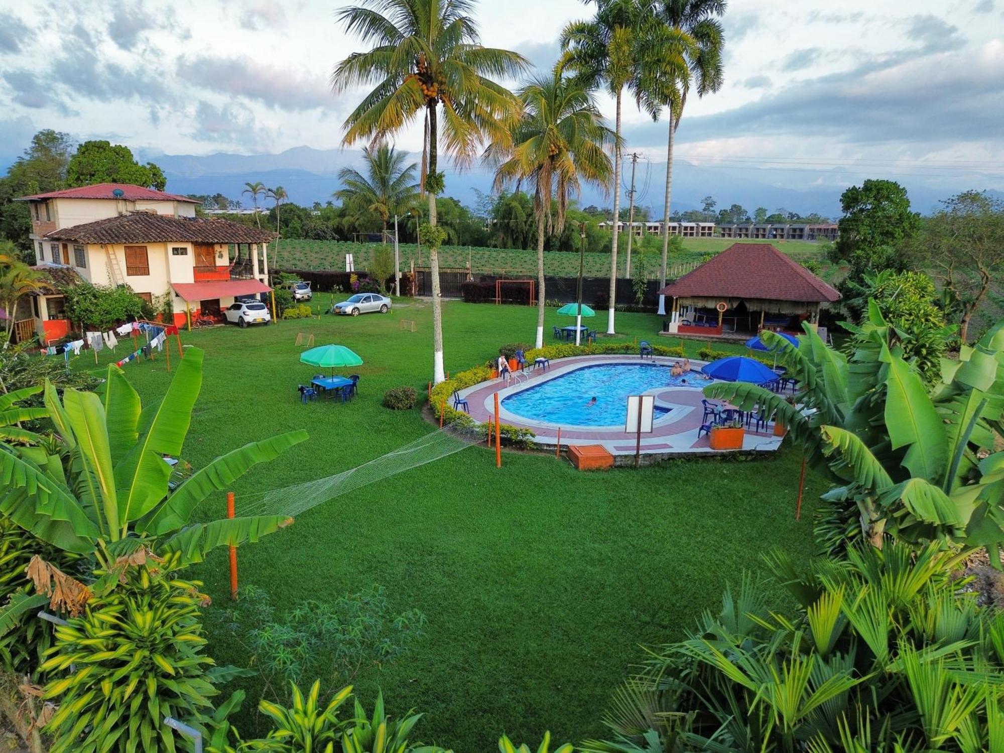 Finca Hotel Los Cocos モンテネグロ エクステリア 写真
